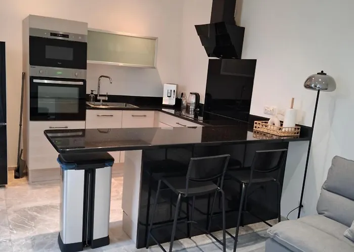 Cosy Proche Centre-ville Apartman Troyes