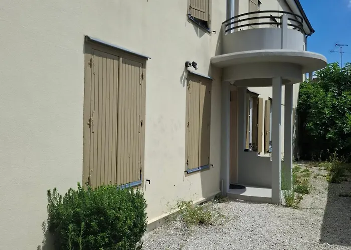 Cosy Proche Centre-ville Apartman *